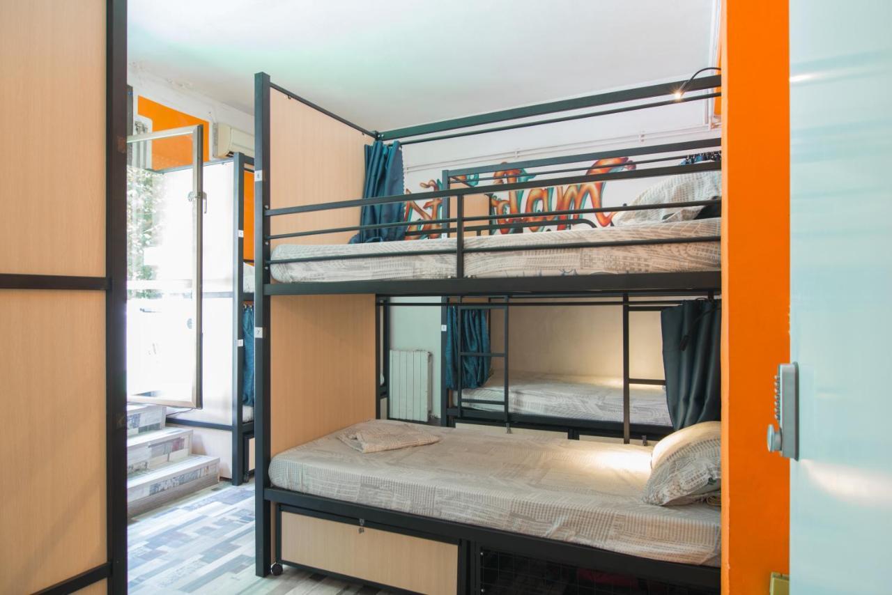 No Limit Hostel Graffiti Barcelona Bilik gambar
